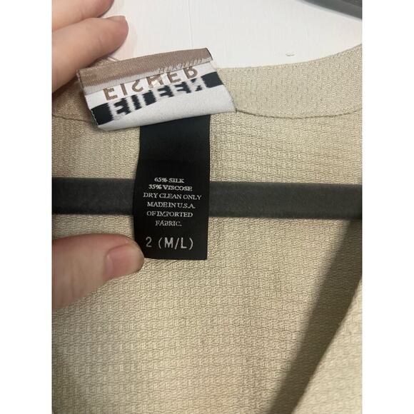 NWT Eileen Fisher Tan Silk Viscose Button Front Sleeveless Vest Sz M/L - Picture 4 of 6
